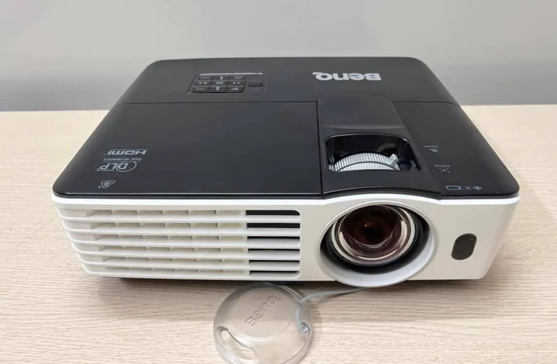 How Many Lumens Is Good for a Projector? The Correct Answer Is Here!