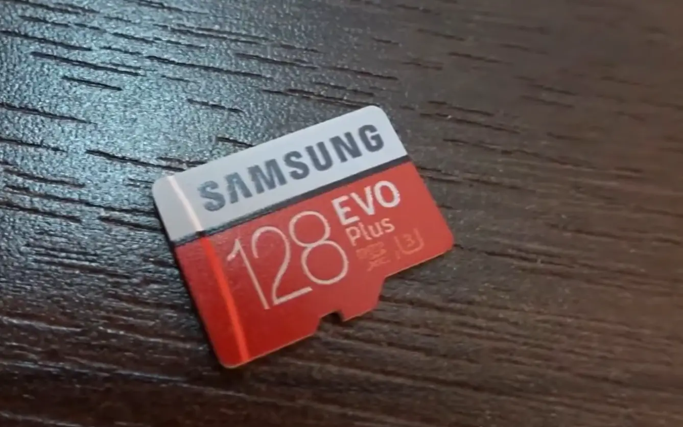 128 Gb memory card