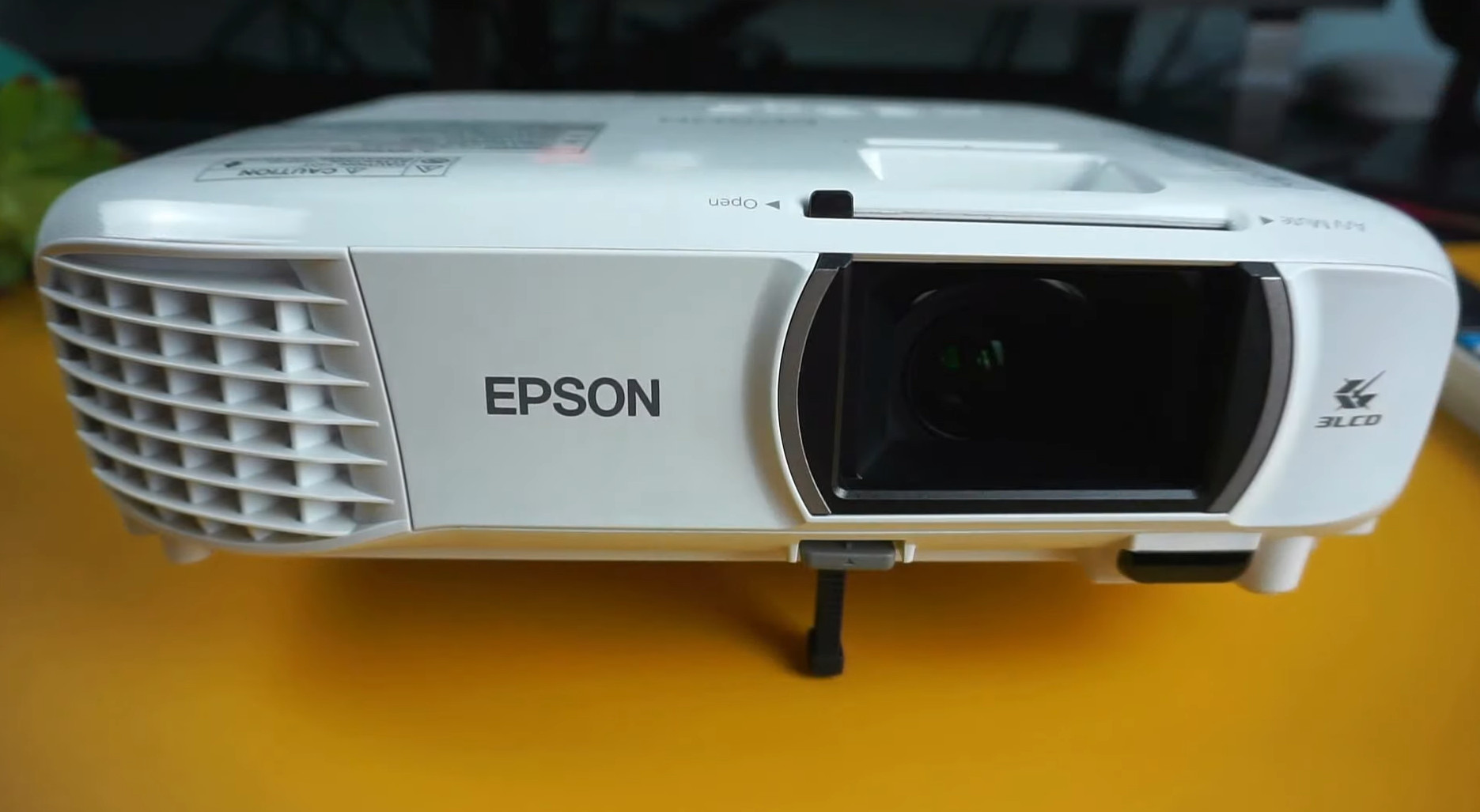 no signal windows laptop connected to epson projector via hdmi