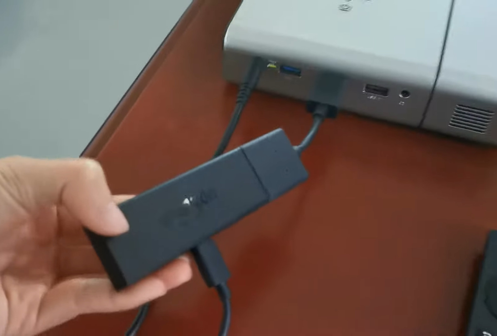 How to connect a Fire TV stick to a projector?