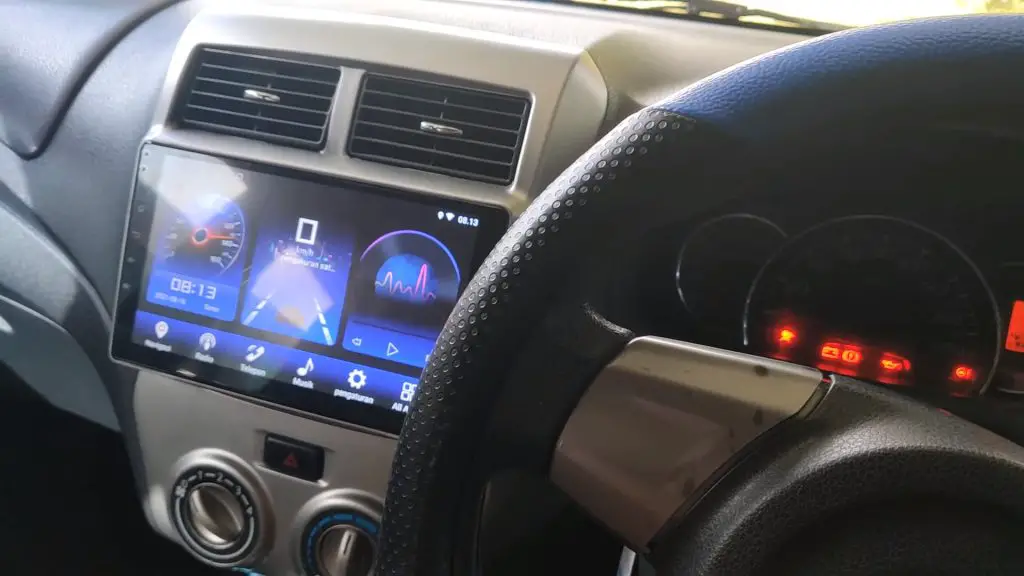 My Amp is on but no sound from the speakers (How to fix it)