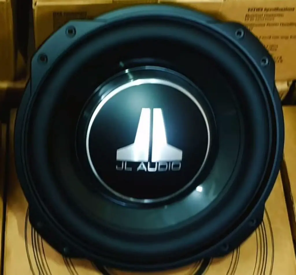 My Amp is on but no sound from the speakers (How to fix it)