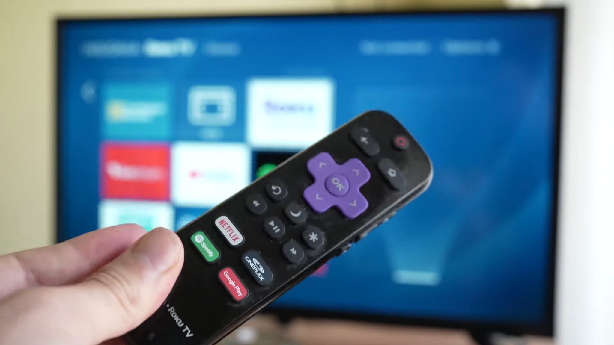 How To Connect Roku Remote To A TV Without Wifi? 4 Easy Ways